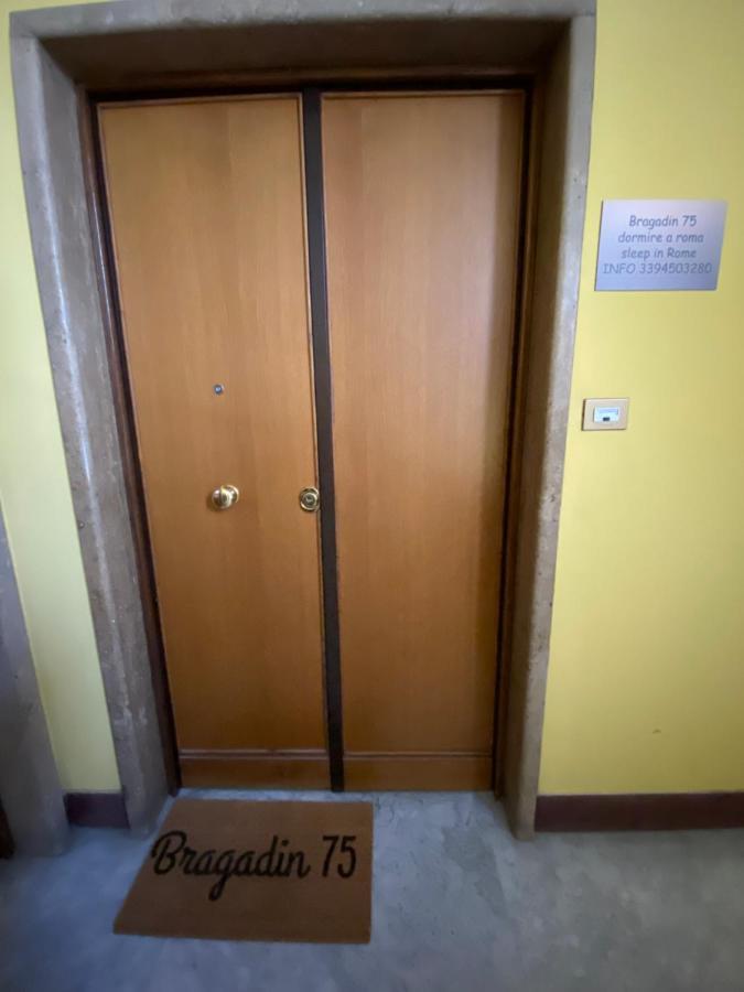 Bragadin75 In Vaticano Roma Exterior foto